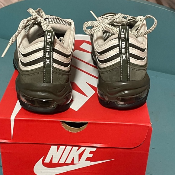 Men’s Air Max 97’ - Picture 4 of 5